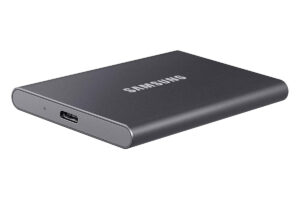 Lee más sobre el artículo El rápido SSD portátil T7 de 500GB de Samsung acaba de alcanzar su punto de precio más bajo