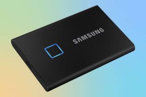 Lee más sobre el artículo El rápido y seguro Samsung T7 SSD acaba de alcanzar un mínimo histórico