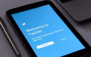 Lee más sobre el artículo ¿Cómo aprovechar el poder de Twitter para generar conversación y engagement?