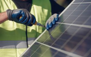 Lee más sobre el artículo Guía sobre las placas solares: Los beneficios de la energía solar